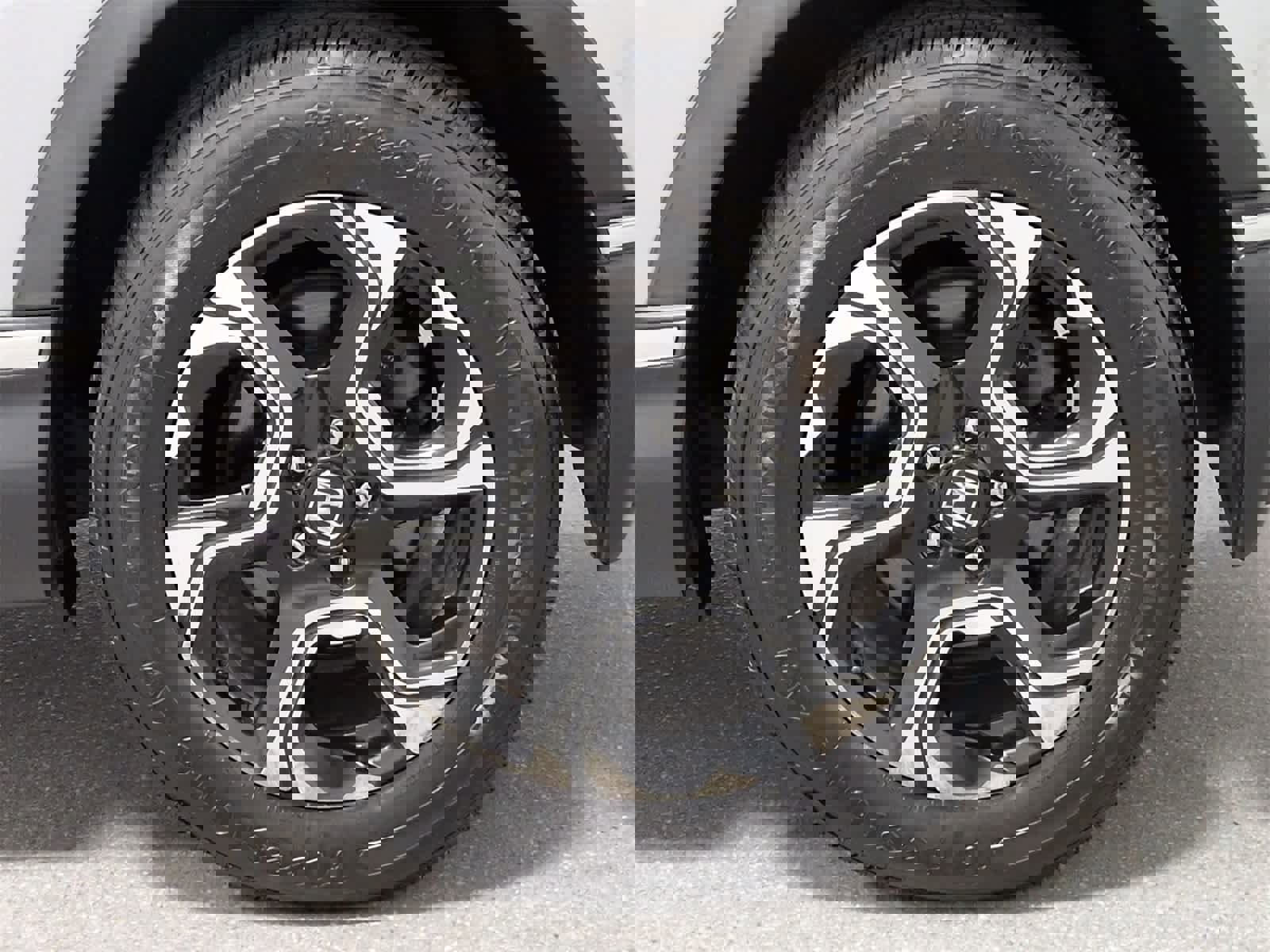 Used 2018 Honda CR-V Touring image 14