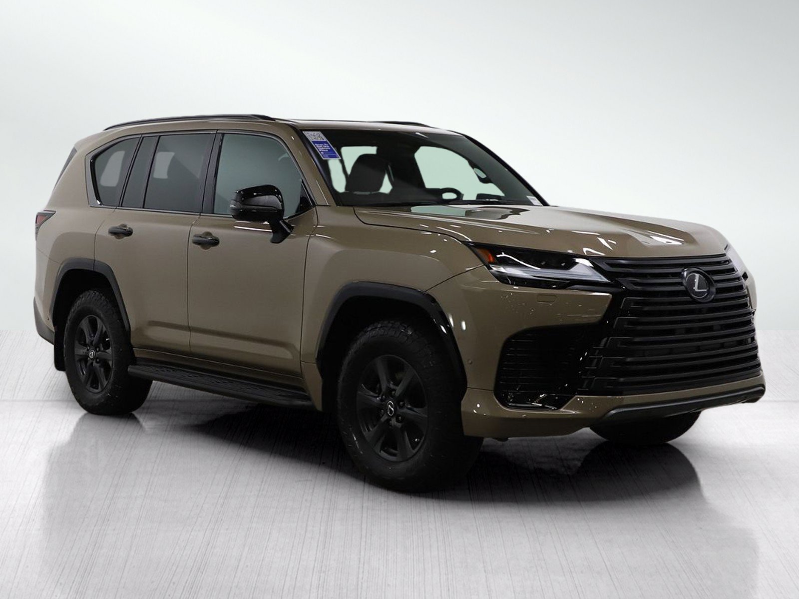 Used 2025 Lexus LX 700h Overtrail AWD/4WD image 9