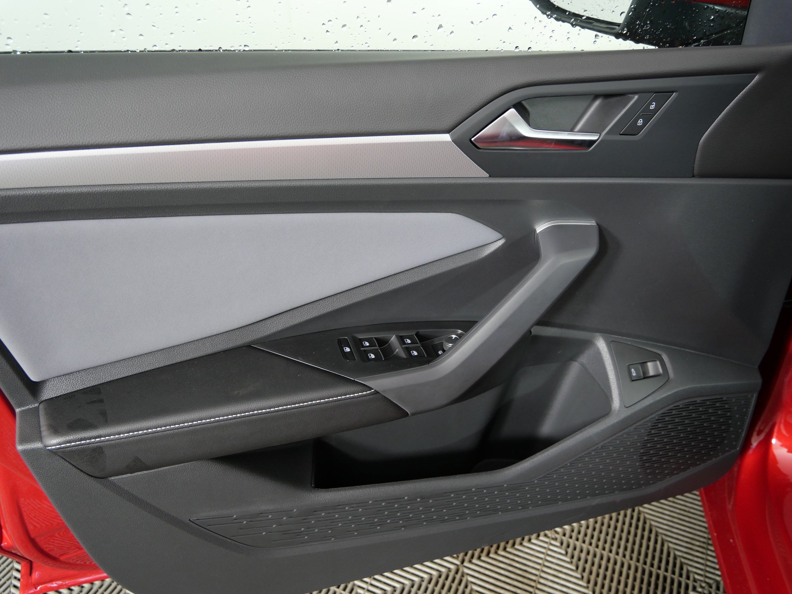 New 2026 Volkswagen Jetta SE FWD image 21