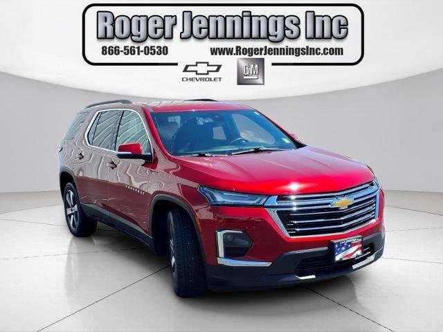 Used 2023 Chevrolet Traverse LT w/ LT Premium Package FWD image 6