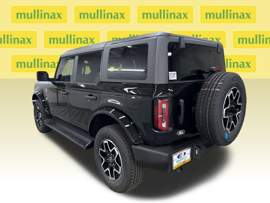 New 2026 Ford Bronco Outer Banks image 9