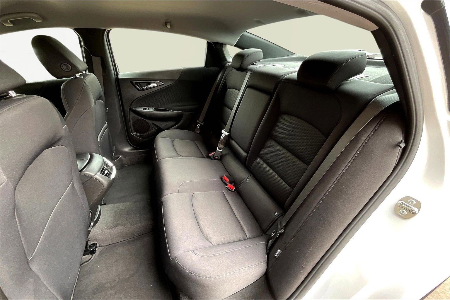 Used 2024 Chevrolet Malibu LT w/ Sport Edition image 22