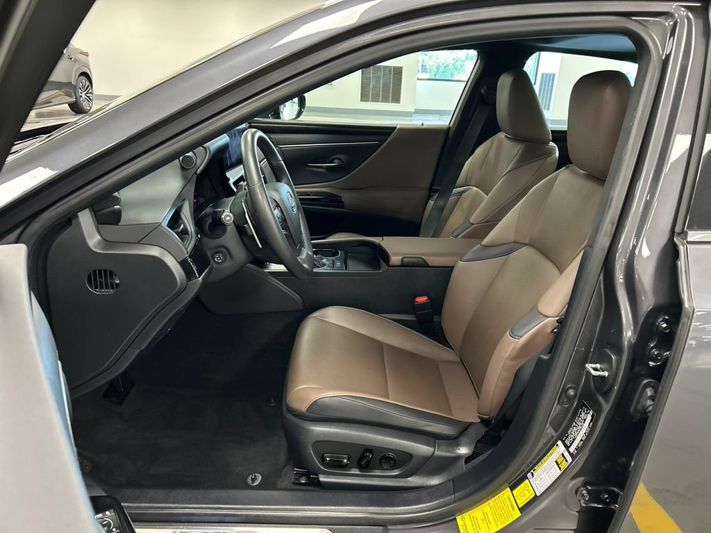 Used 2023 Lexus ES 350 w/ Premium Package FWD image 8