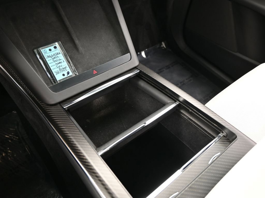 Used 2022 Tesla Model X Plaid image 22