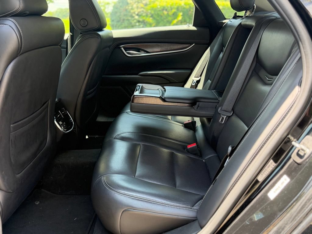 Used 2019 Cadillac XTS Luxury FWD image 13