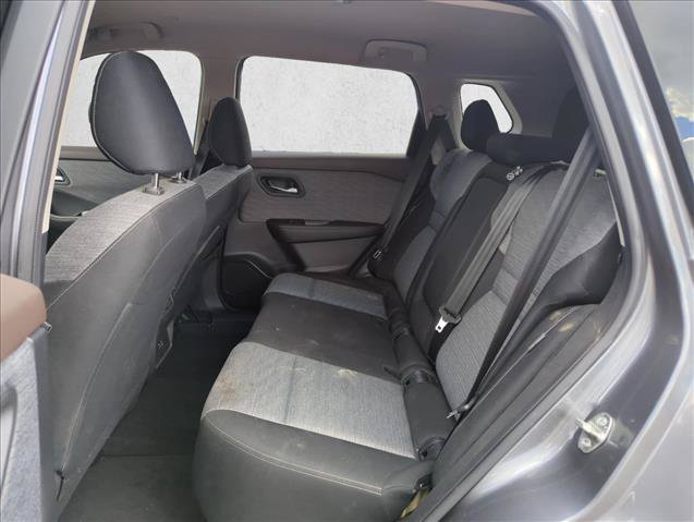 Used 2023 Nissan Rogue SV FWD image 18