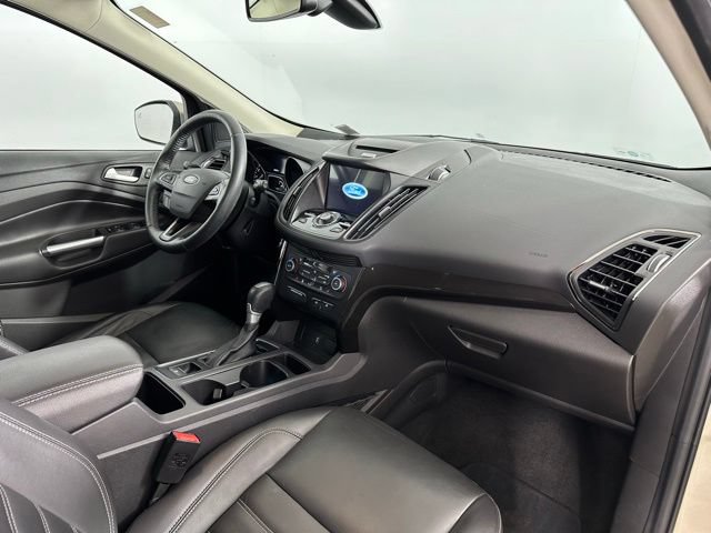 Used 2017 Ford Escape Titanium AWD/4WD image 25
