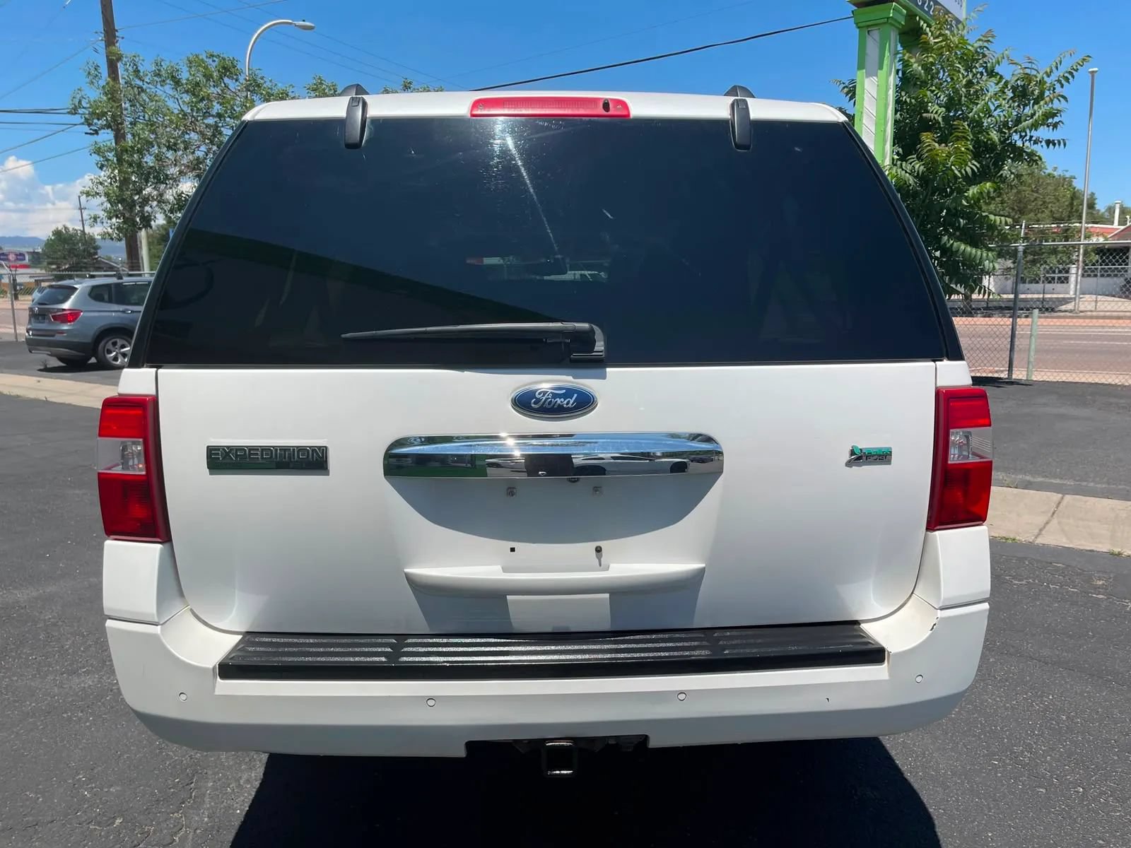 Used 2013 Ford Expedition EL Limited AWD/4WD image 6
