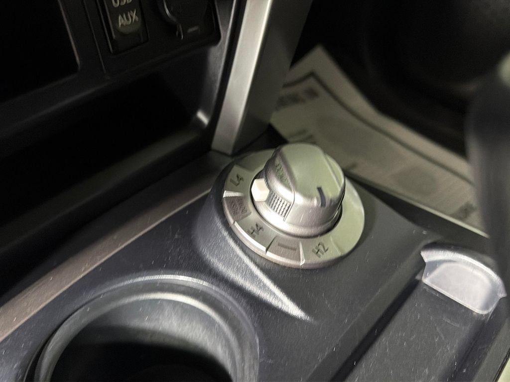 Used 2019 Toyota 4Runner SR5 AWD/4WD image 24