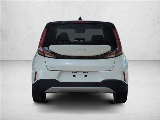 Used 2025 Kia Soul LX w/ LX Technology Package FWD image 6