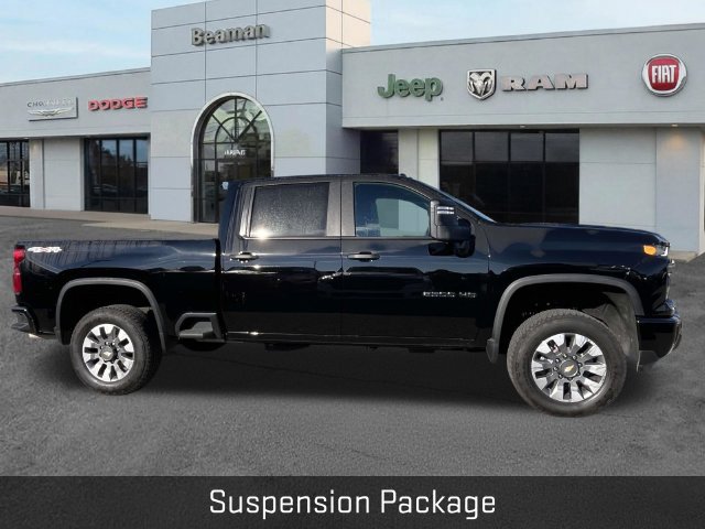 Used 2026 Chevrolet Silverado 2500 Custom w/ Custom Value Package AWD/4WD image 8