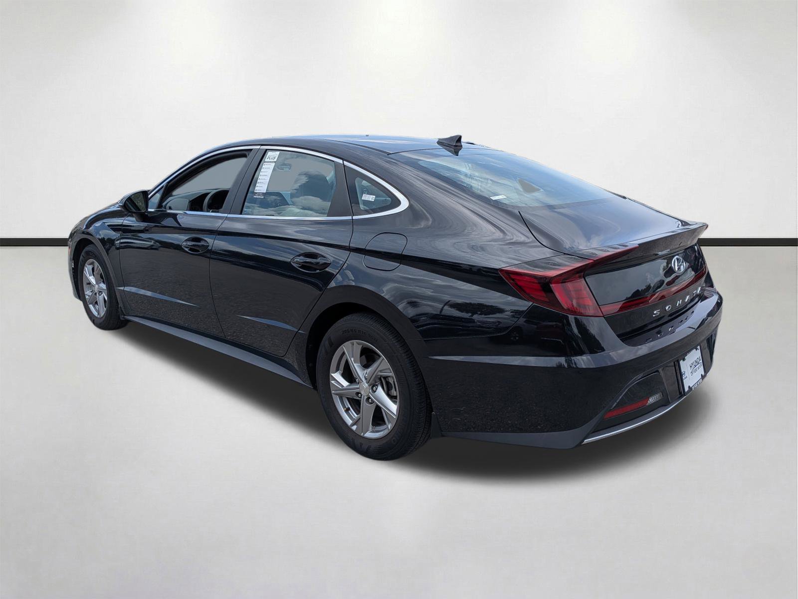 Used 2023 Hyundai Sonata SE FWD image 7
