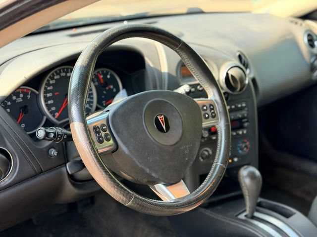 Used 2007 Pontiac Grand Prix w/ Sun And Sound Package FWD image 8