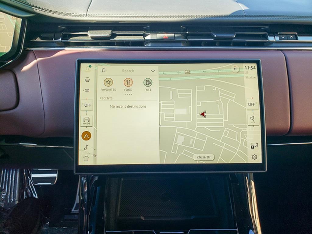New 2025 Land Rover Range Rover Sport Dynamic SE image 14