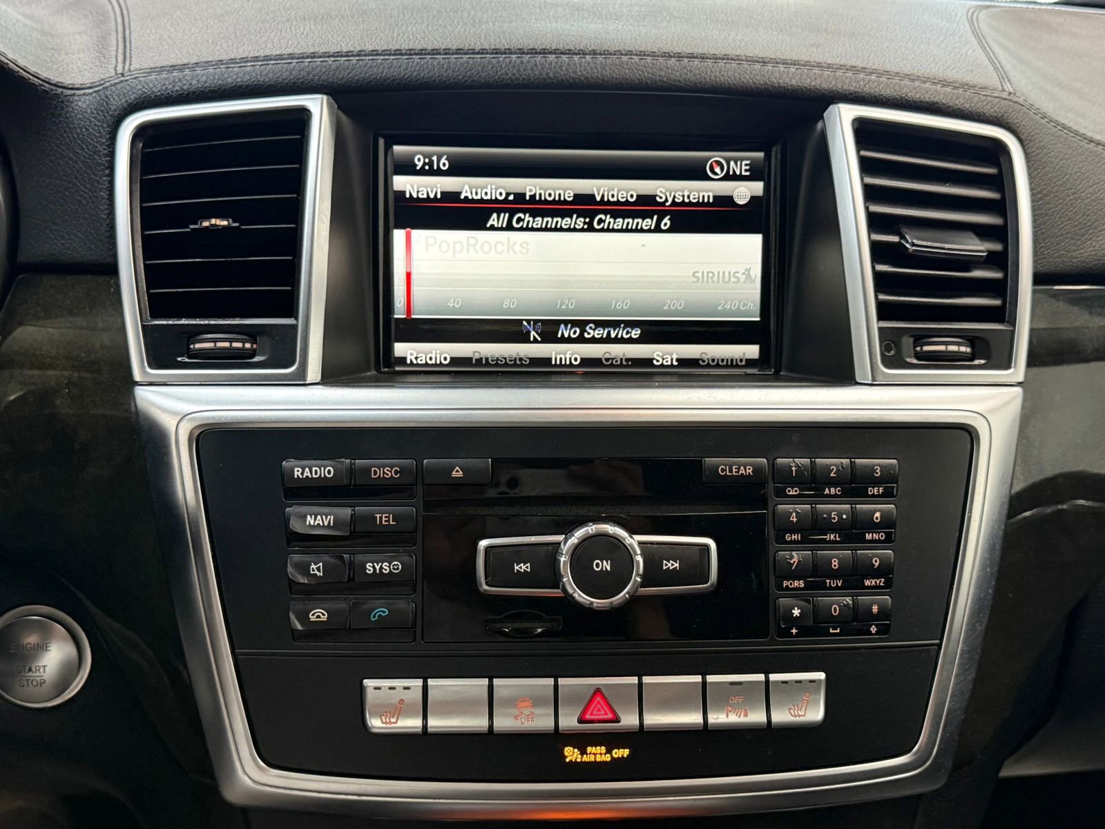 Used 2016 Mercedes-Benz GL 320 BlueTEC 4MATIC w/ Premium I Package image 36