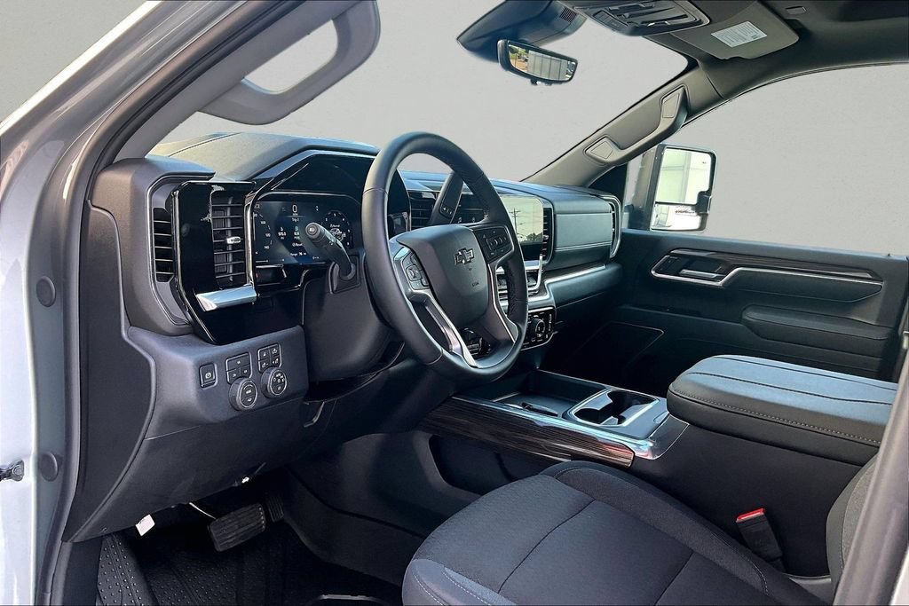 Used 2026 Chevrolet Silverado 3500 LT w/ Trail Boss Package AWD/4WD image 18