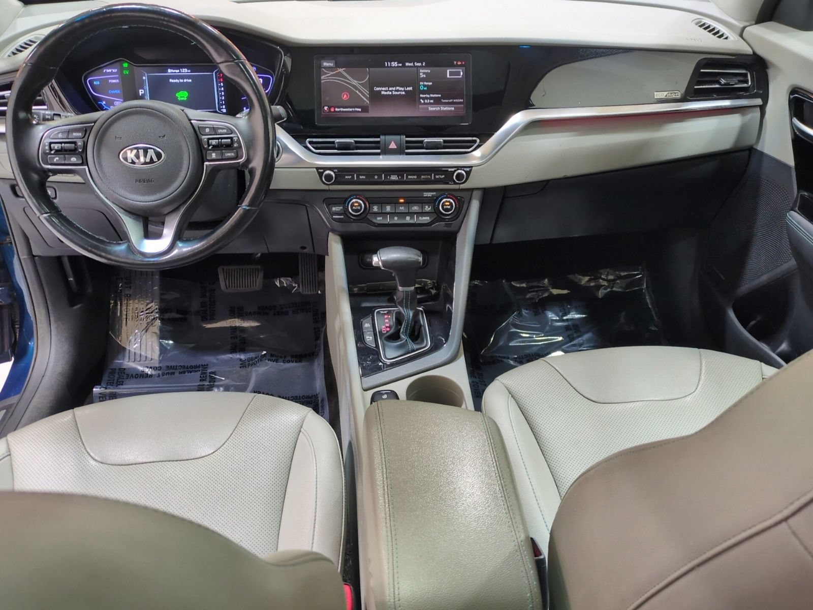 Used 2020 Kia Niro EX Premium FWD image 15