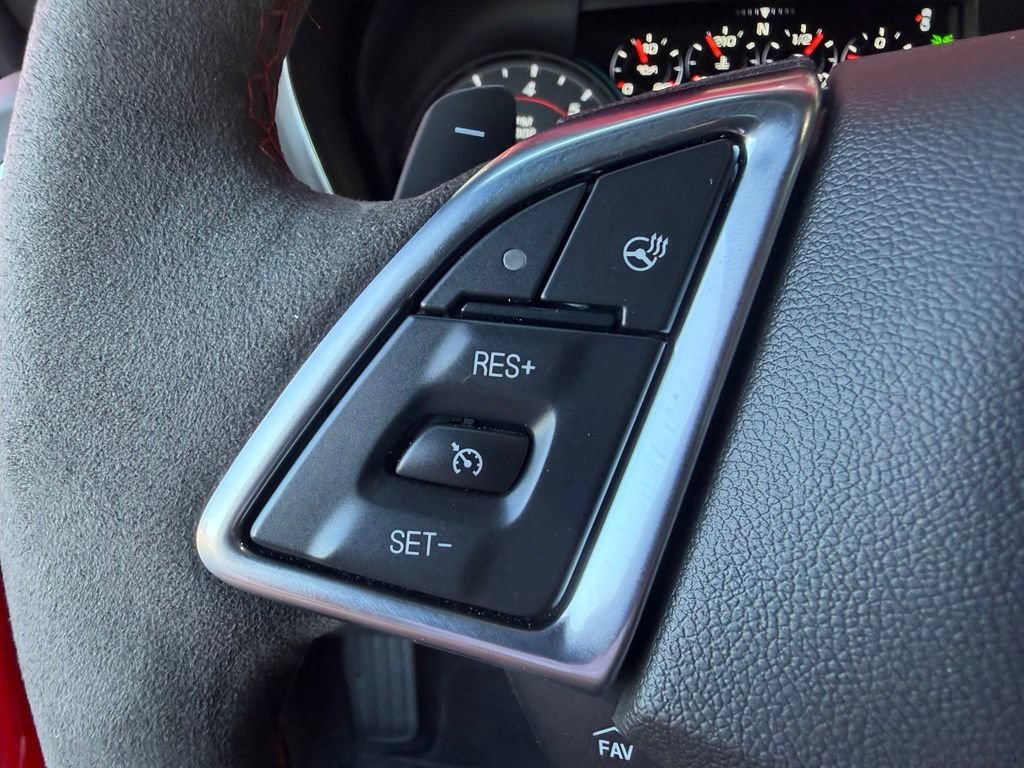 Used 2018 Chevrolet Camaro ZL1 RWD image 27