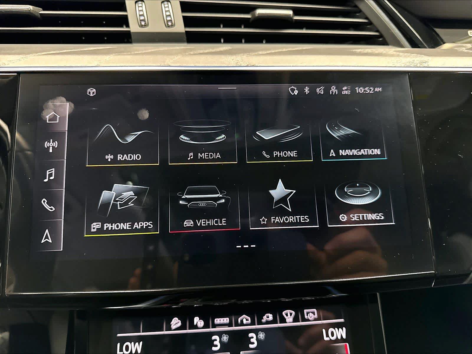 Certified 2024 Audi Q8 e-tron Premium Plus w/ Prestige Package AWD/4WD image 9