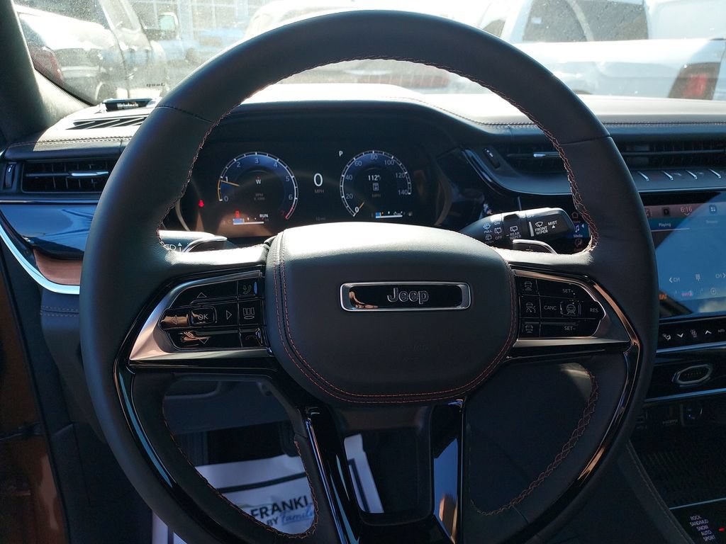 New 2026 Jeep Grand Cherokee Summit w/ Obsidian Package AWD/4WD image 14