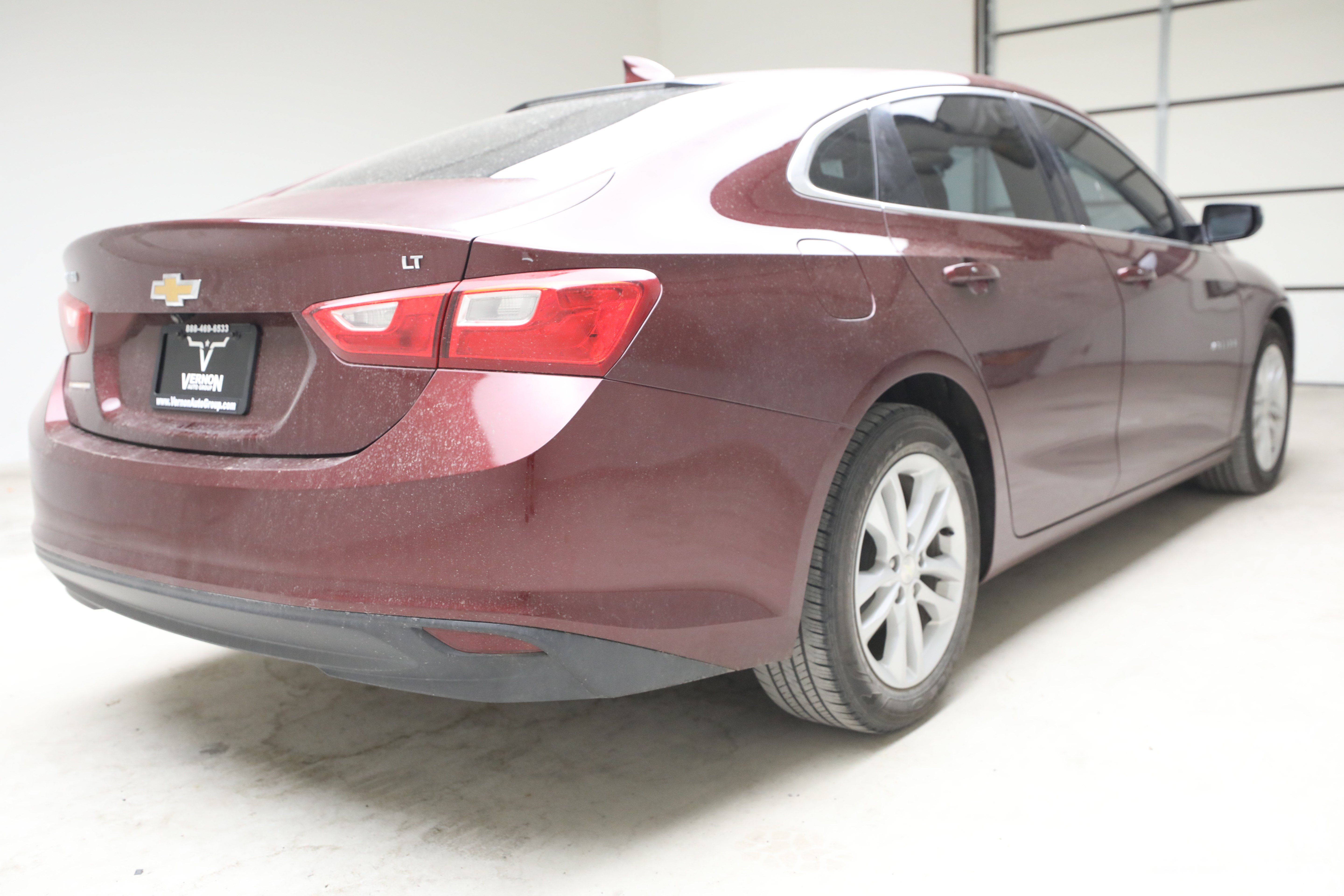 Used 2016 Chevrolet Malibu LT FWD image 4