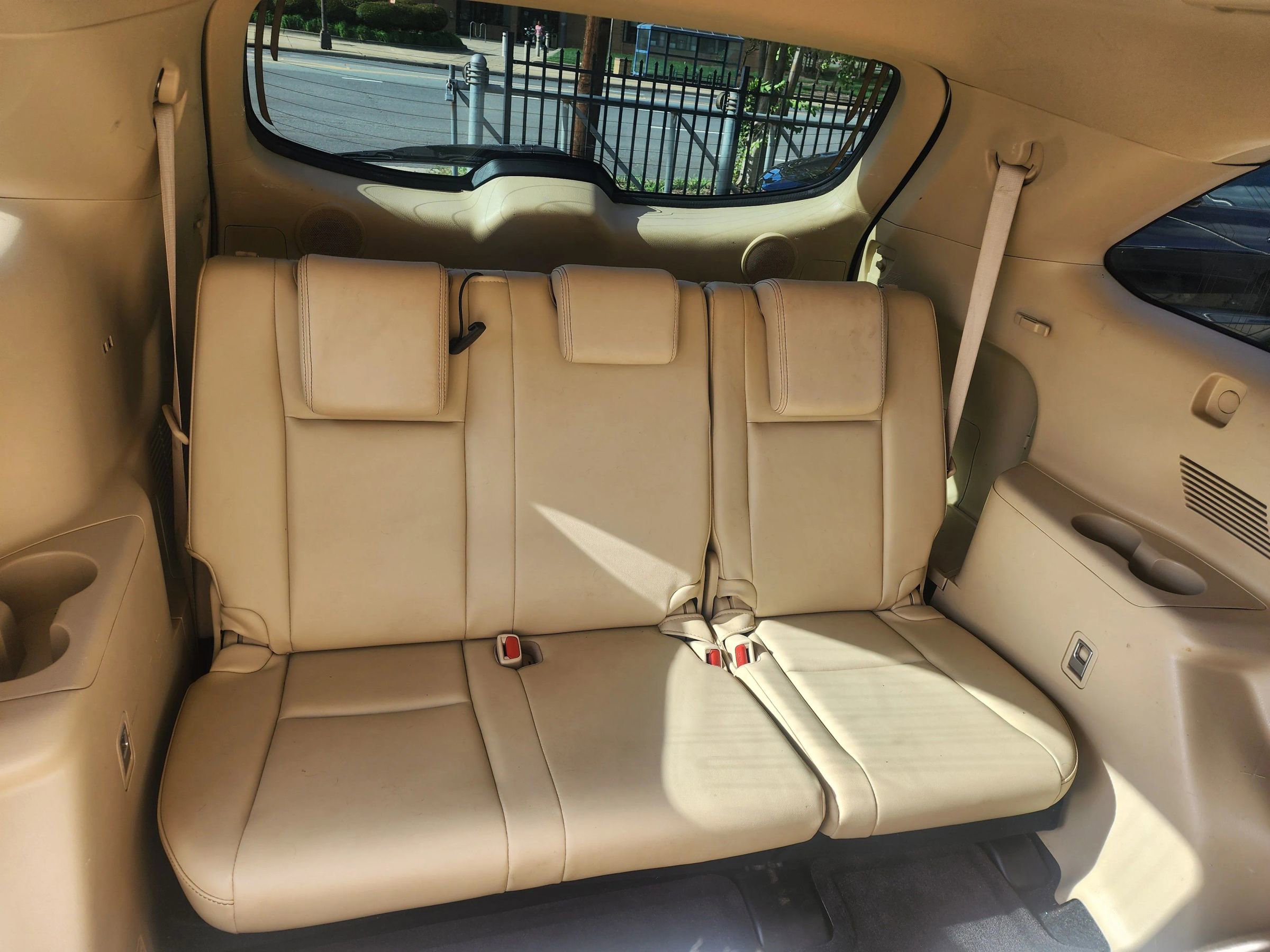 Used 2016 Toyota Highlander Limited AWD/4WD image 9