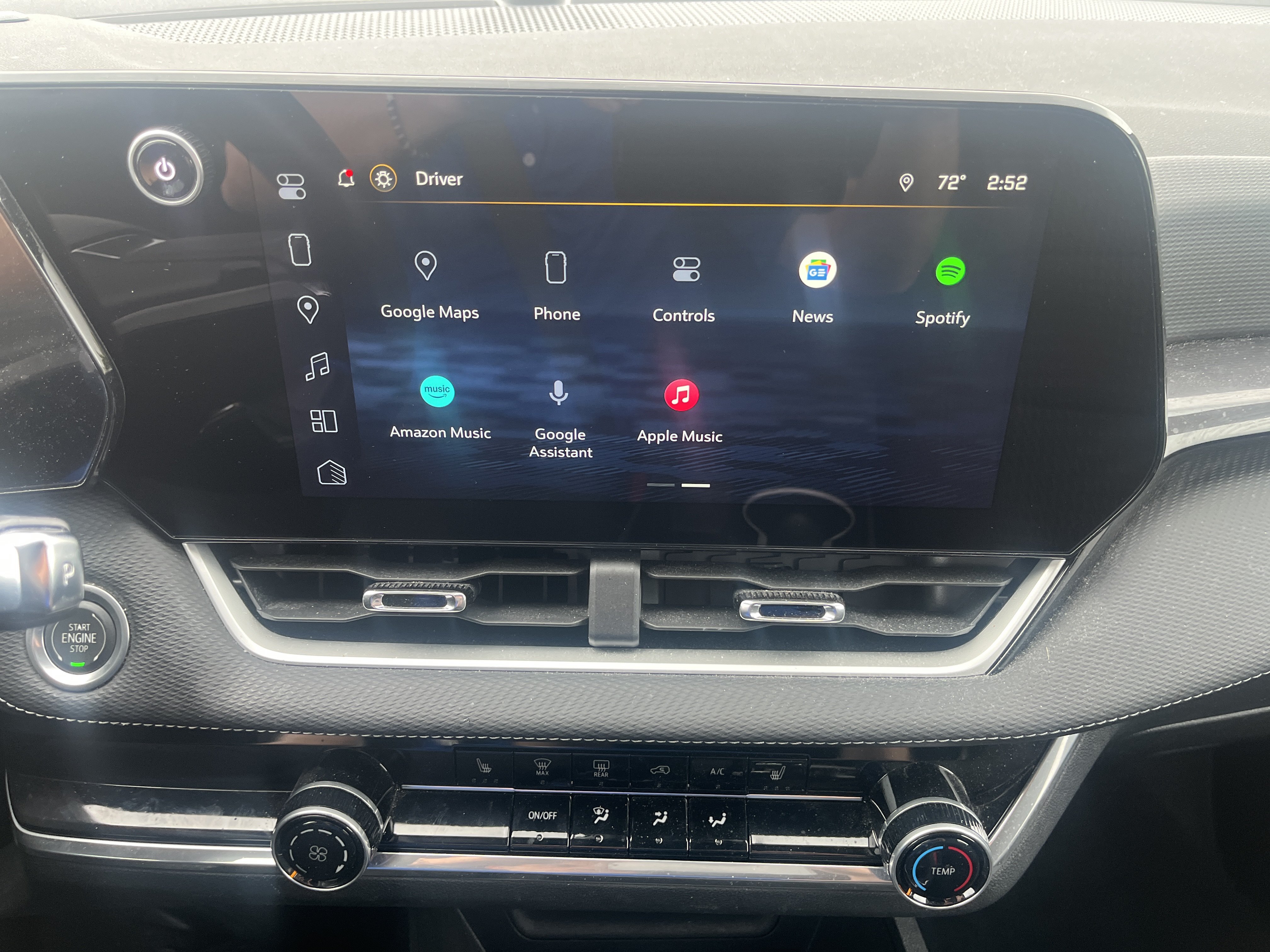 Used 2025 Chevrolet Equinox LT w/ Safety and Technology Package FWD image 21