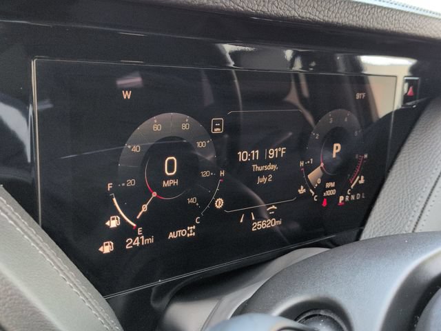 Used 2025 GMC Yukon Denali AWD/4WD image 13