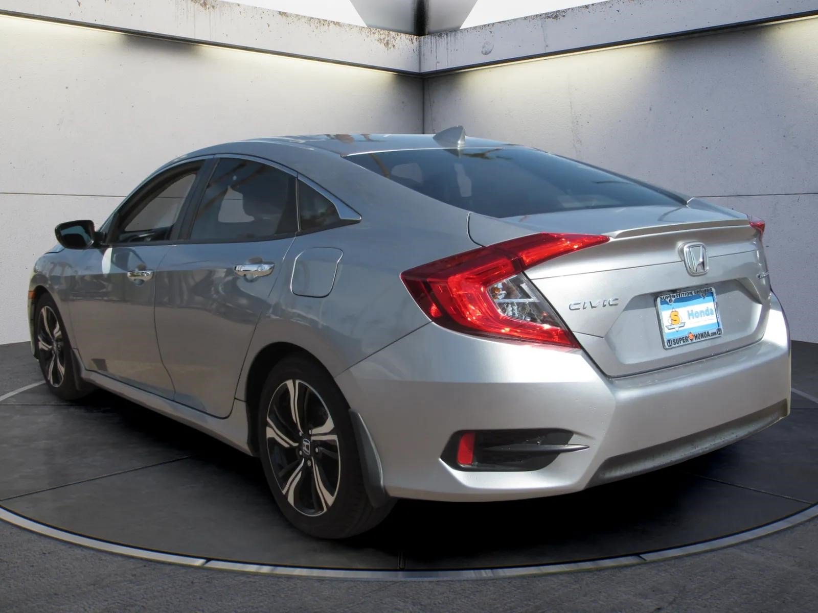Certified 2017 Honda Civic Touring image 6
