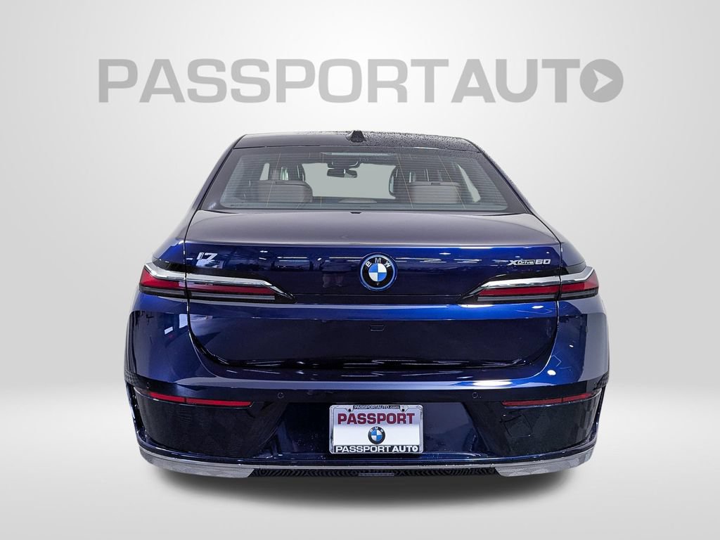 New 2026 BMW i7 xDrive60 AWD/4WD image 5