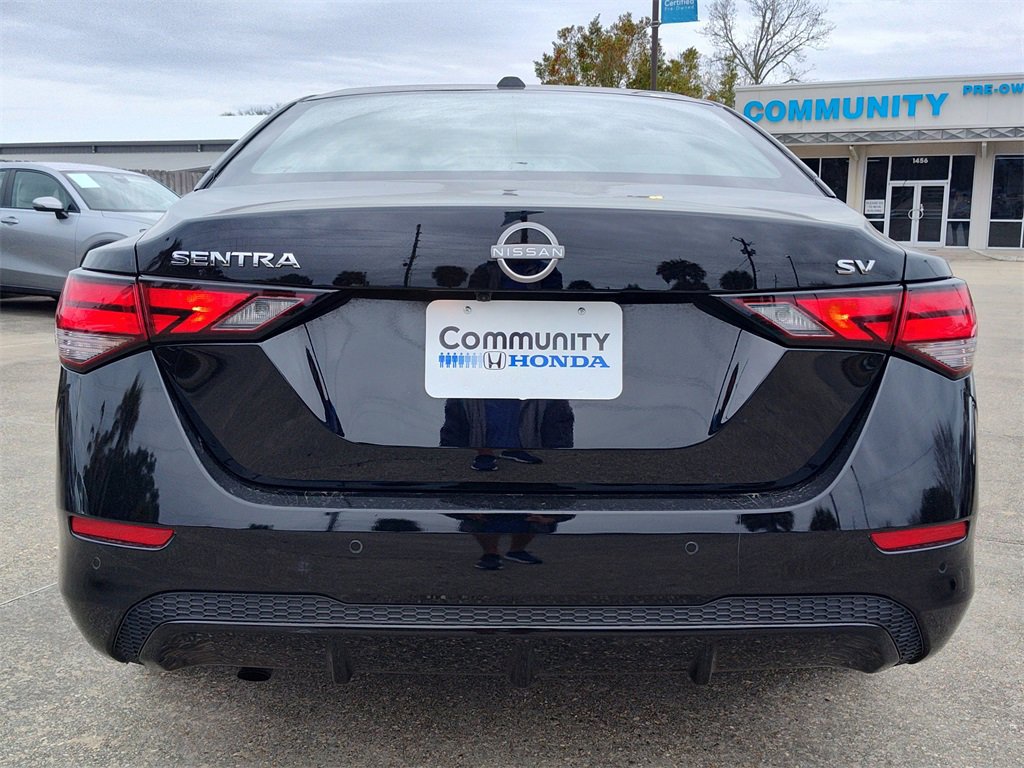 Used 2024 Nissan Sentra SV image 7