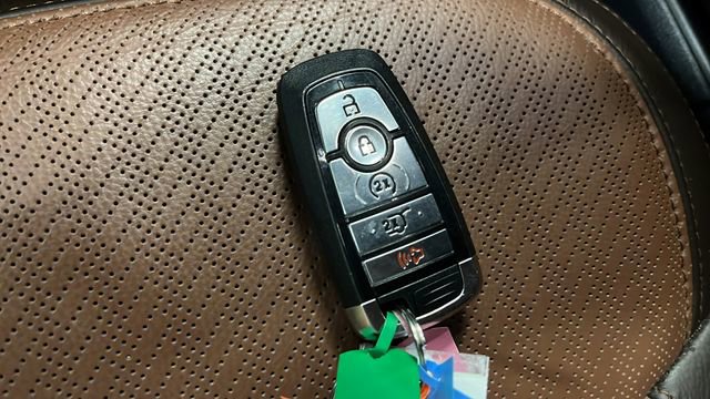 Used 2025 Ford Expedition Max King Ranch AWD/4WD image 46