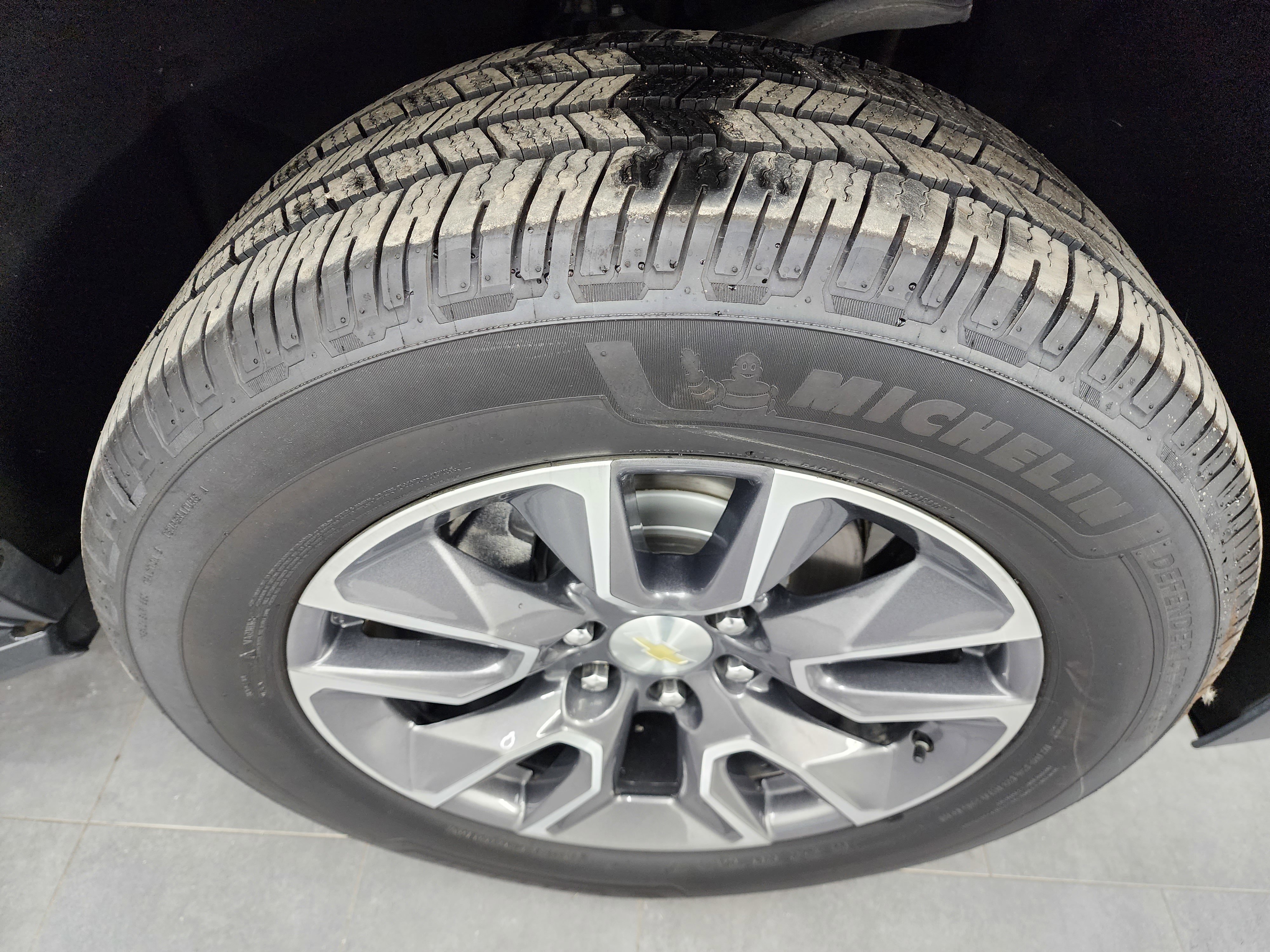 Used 2021 Chevrolet Tahoe LT image 3