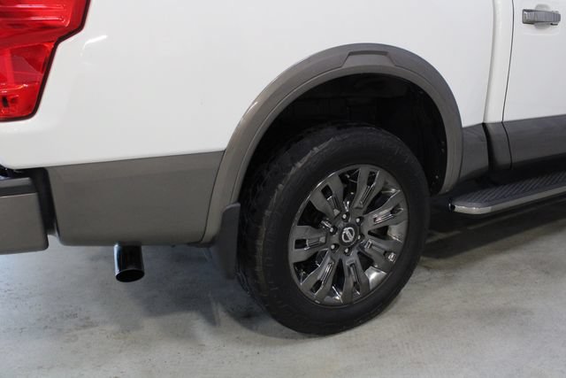 Used 2017 Nissan Titan Platinum Reserve AWD/4WD image 27