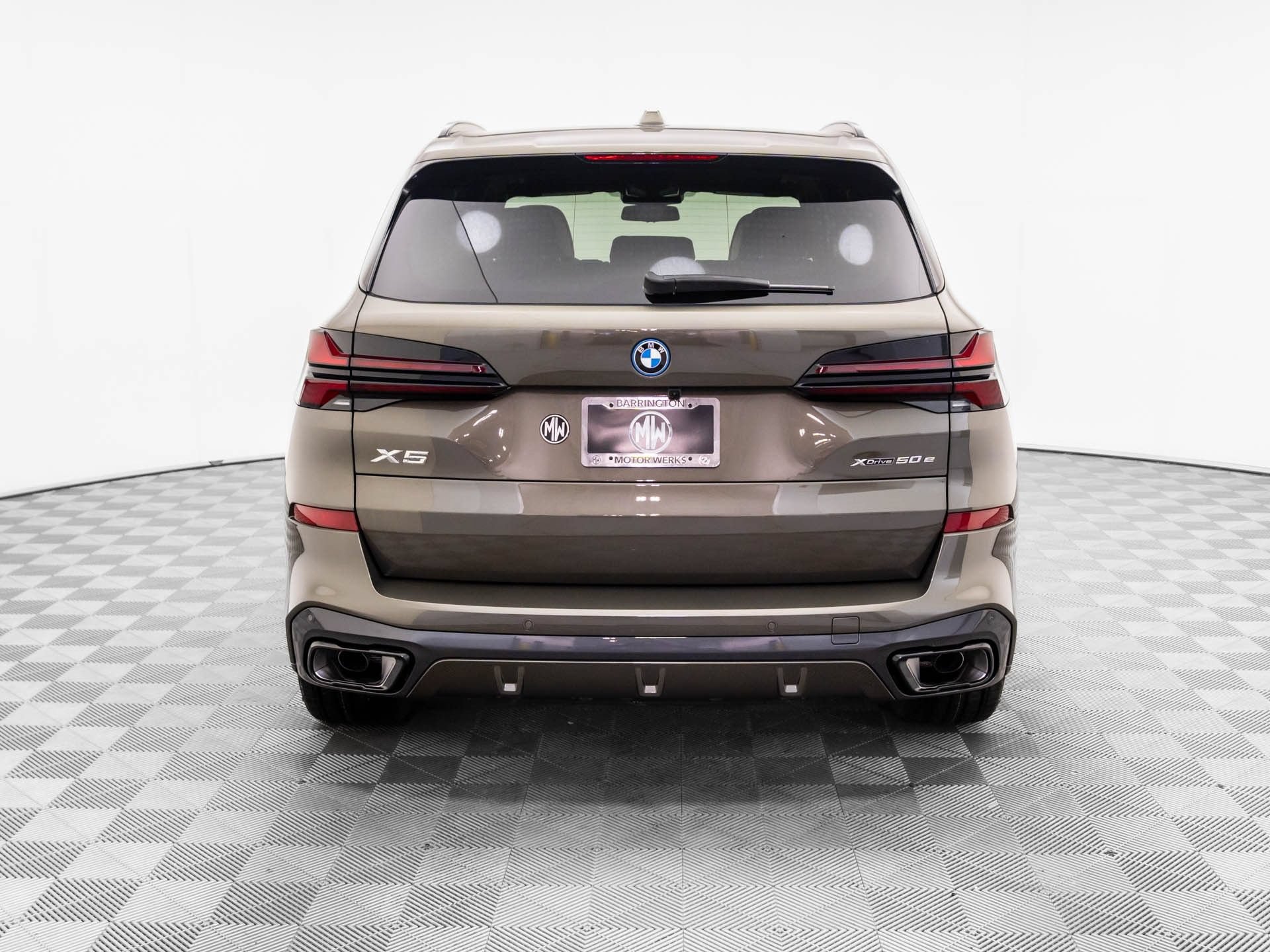 Certified 2026 BMW X5 xDrive50e w/ M Sport Package AWD/4WD image 5