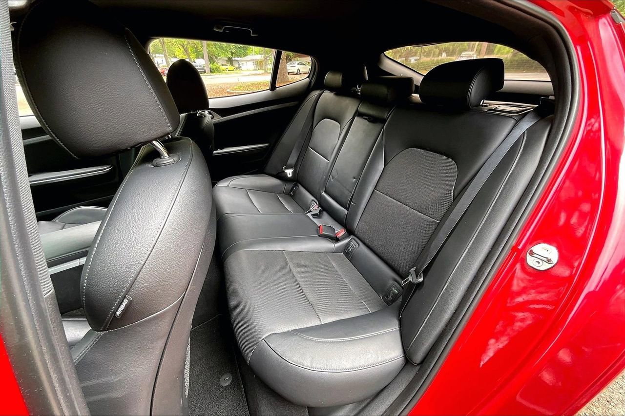 Used 2018 Kia Stinger GT RWD image 19