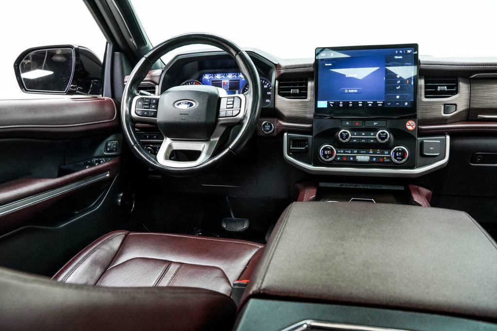 Used 2023 Ford Expedition Limited RWD image 26