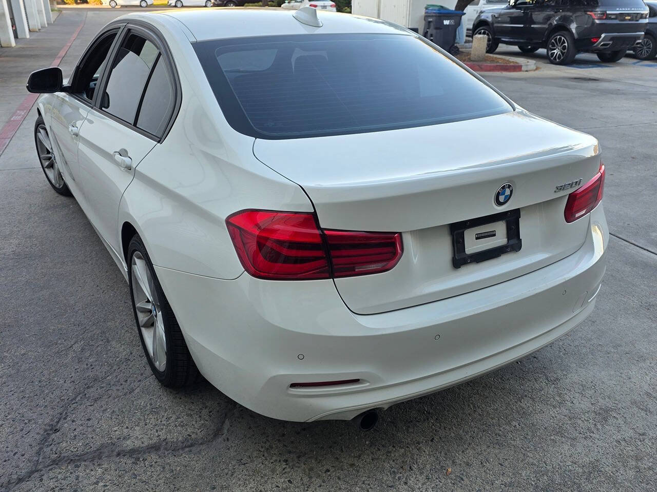 Used 2016 BMW 320i Sedan RWD image 10