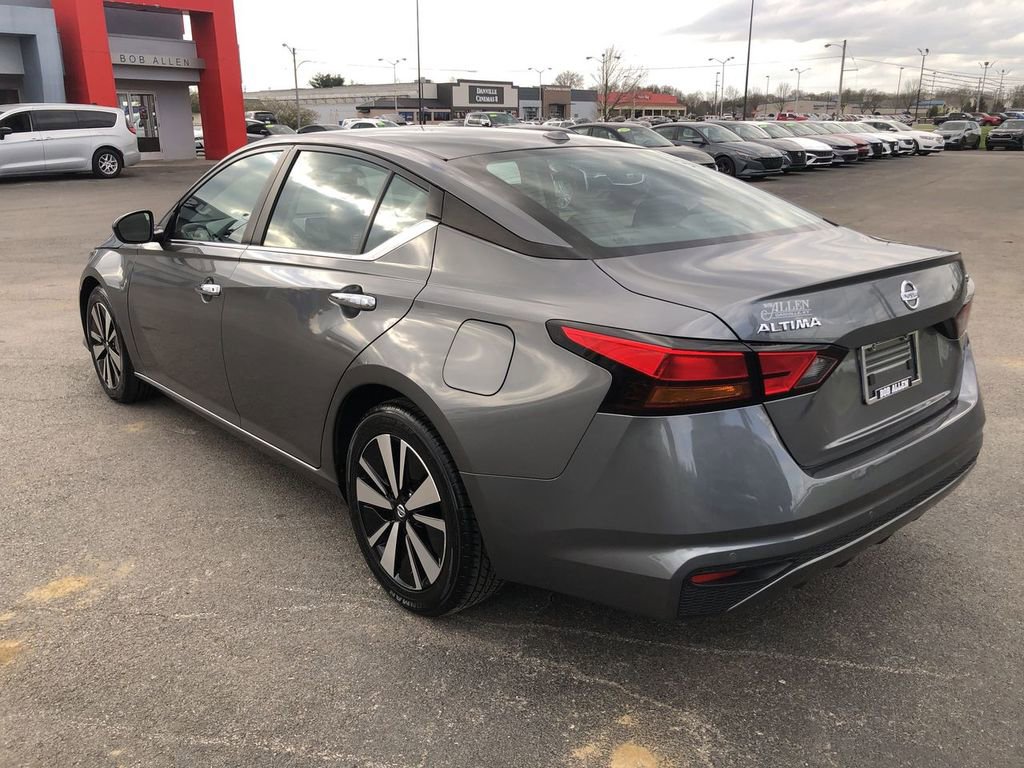 Used 2022 Nissan Altima 2.5 SV FWD image 12
