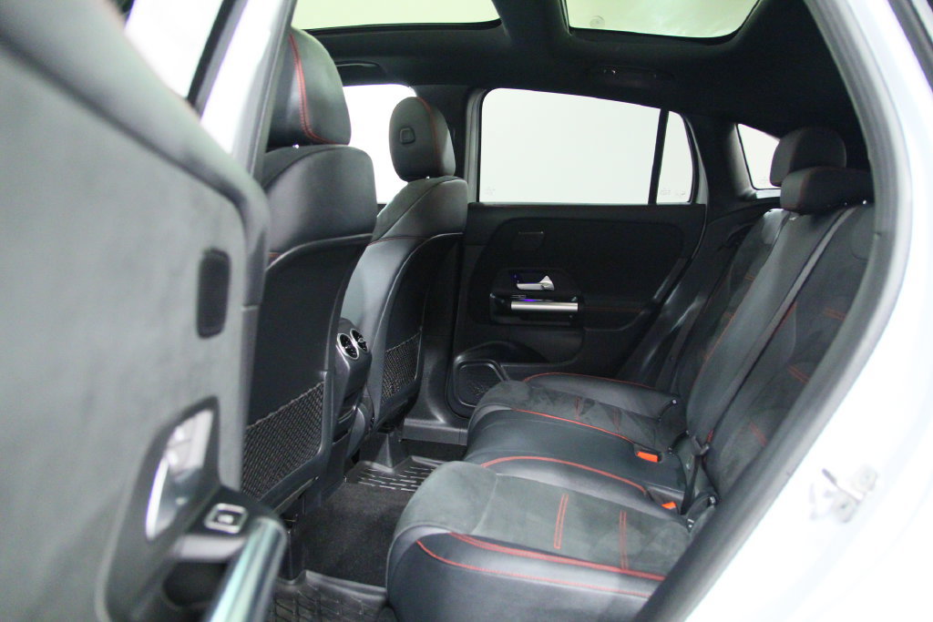 Certified 2024 Mercedes-Benz GLA 250 4MATIC image 30