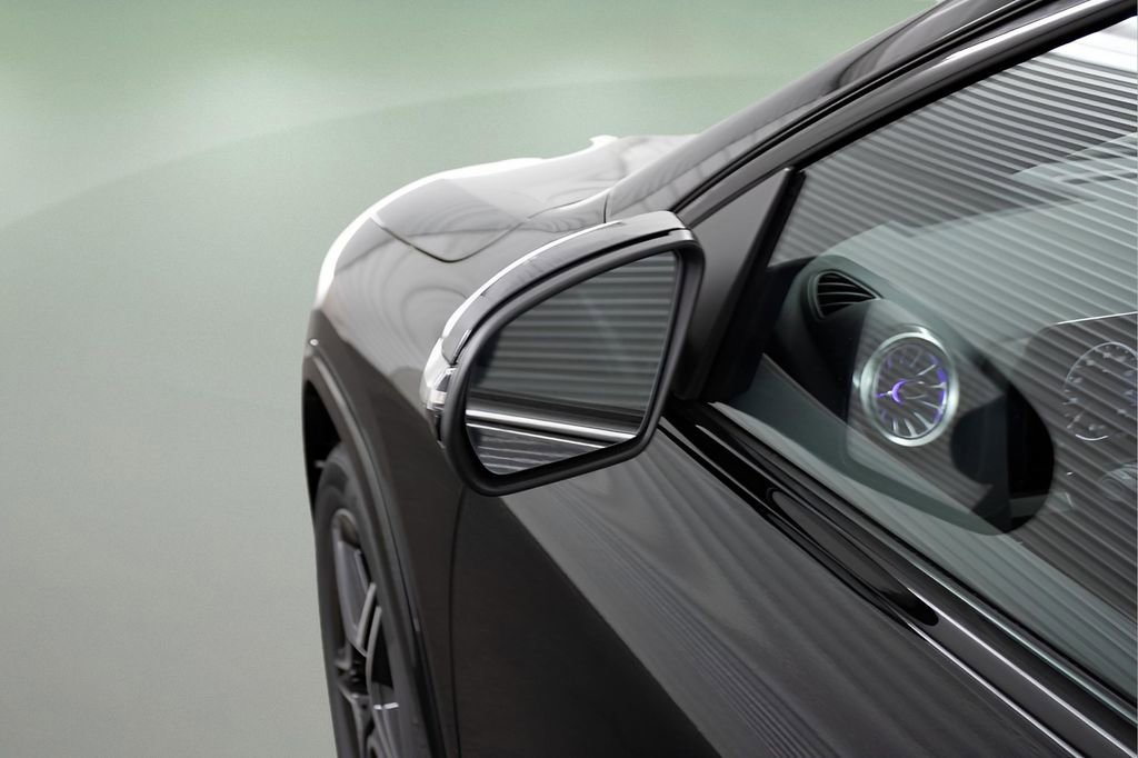 Used 2025 Mercedes-Benz GLA 250 image 9