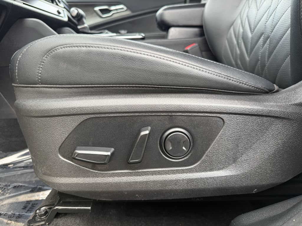 Used 2023 Kia Sportage X-Line w/ X-Line Premium Package AWD/4WD image 10