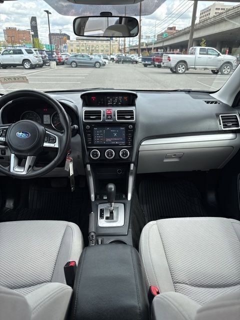 Used 2017 Subaru Forester 2.5i Premium w/ All-Weather Package AWD/4WD image 14
