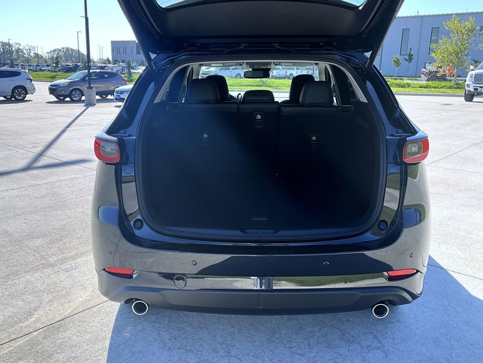 New 2025 MAZDA CX-5 AWD 2.5 S w/ Premium Plus Pkg image 10