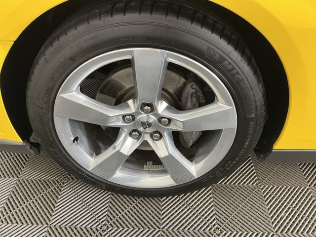 Used 2010 Chevrolet Camaro SS w/ LPO, Ground Effects Package RWD image 23