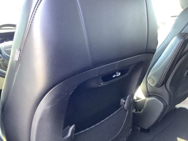 Used 2023 Chrysler Pacifica Touring-L image 26