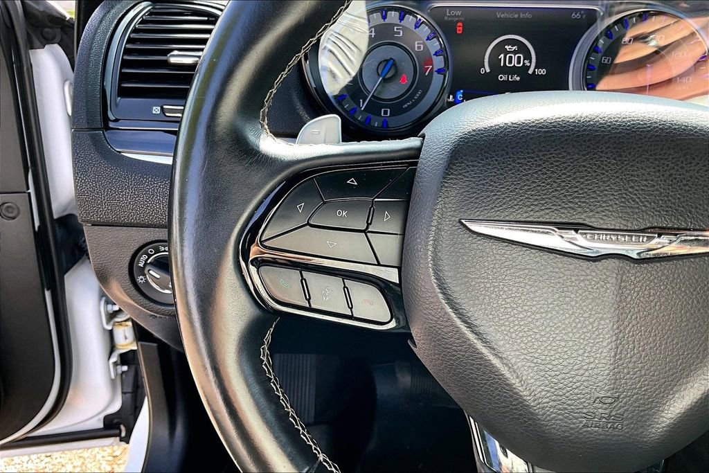 Used 2017 Chrysler 300 S AWD/4WD image 15