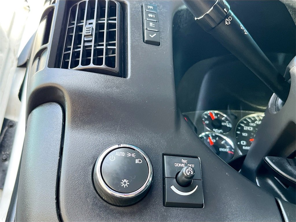 Used 2022 GMC Savana 2500 Work Van w/ Driver Convenience Package image 10