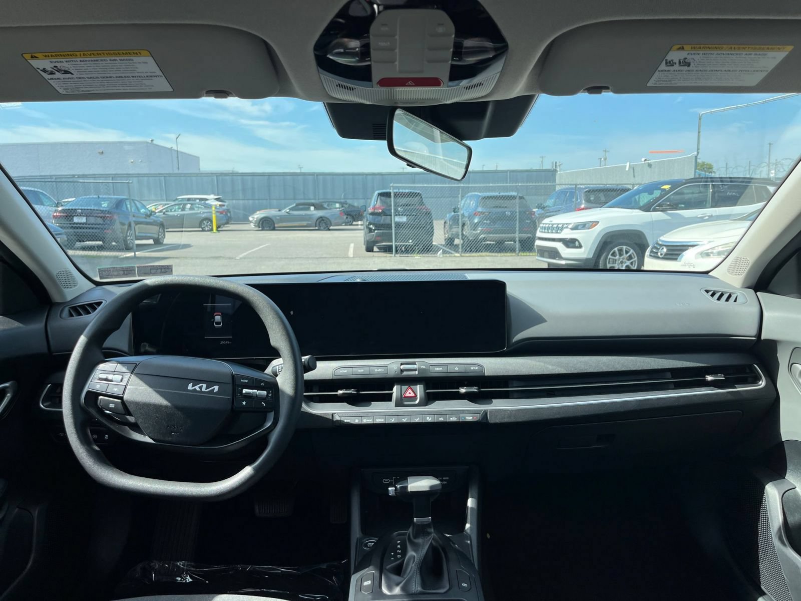 Used 2025 Kia K4 FWD image 32