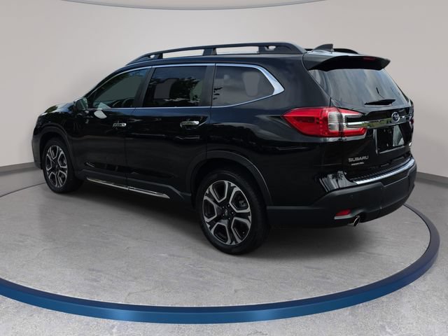 Used 2023 Subaru Ascent Touring AWD/4WD image 7